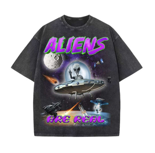 Aliens Are Real Vintage Tee