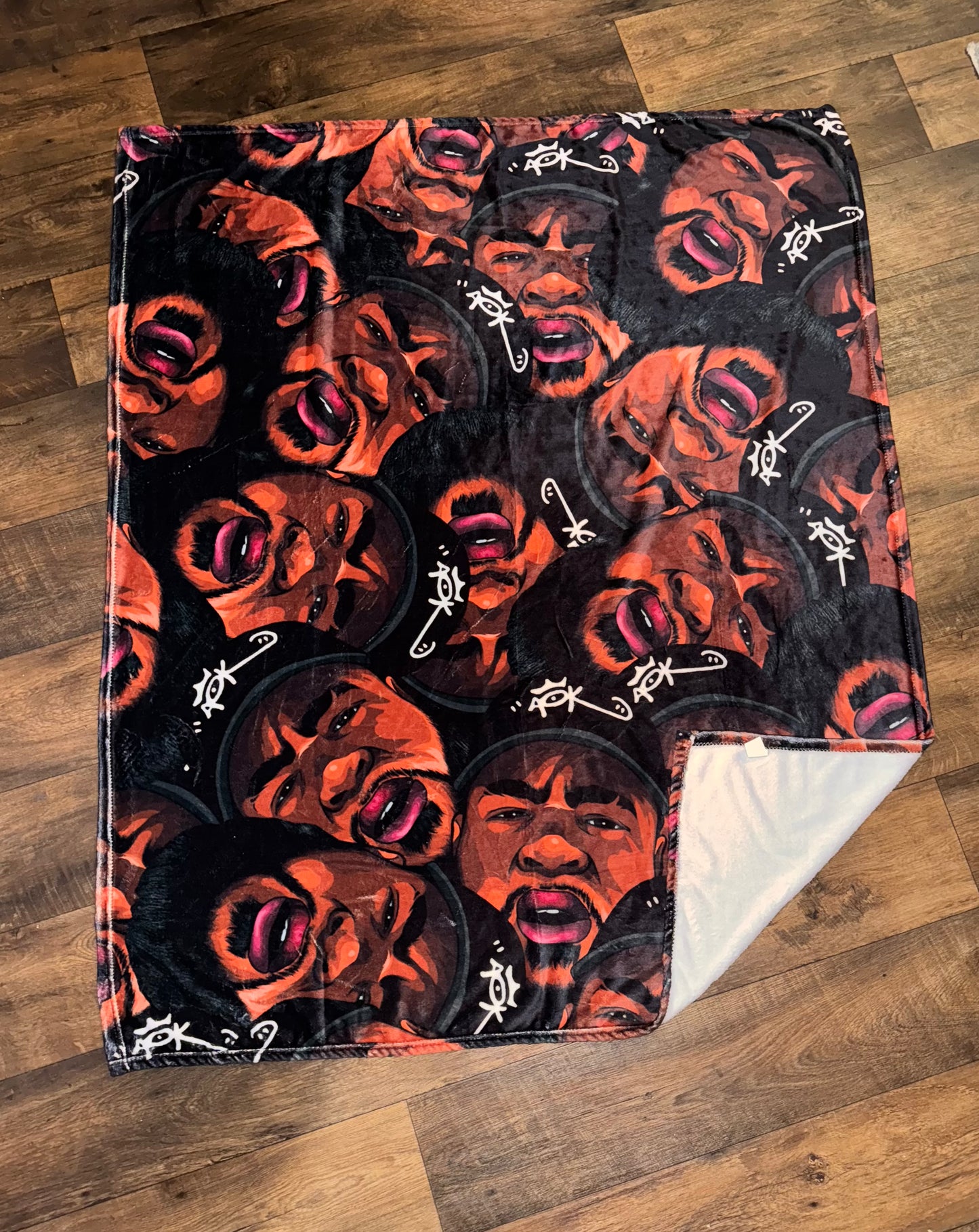 Big Face Multi - Blanket