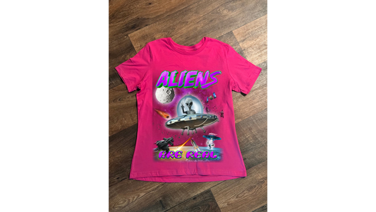 Aliens Are Real - Crew Neck T-shirt